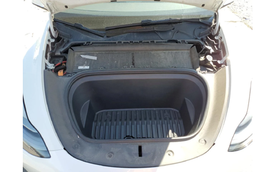 Tesla Model Y - автомобили, коли, обяви за нови и употребявани 10