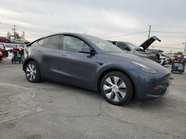 Tesla Model Y DUAL MOTOR LONG RANGE КРАЙНА ЦЕНА! - автомобили, коли, обяви за нови и употребявани 0