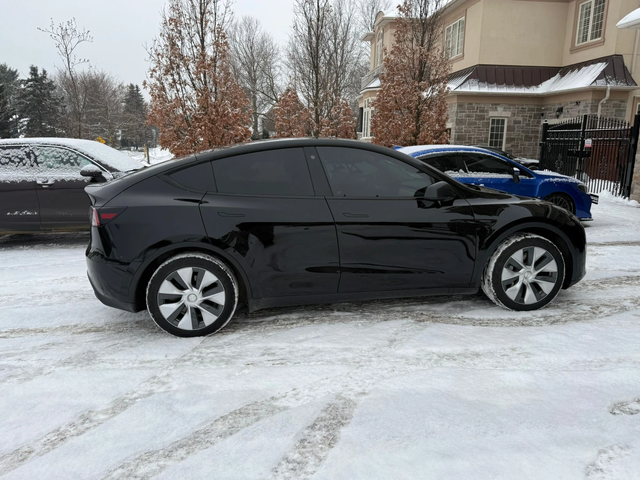 Tesla Model Y Long Range* Панорамен покрив* AWD* Премиум аудио* - автомобили, коли, обяви за нови и употребявани 2