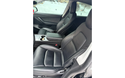 Tesla Model Y Long Range* Панорамен покрив* AWD* Премиум аудио* - автомобили, коли, обяви за нови и употребявани 9