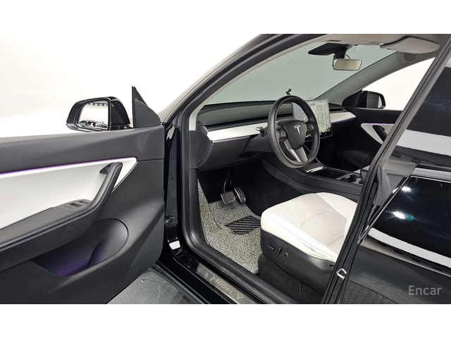 Tesla Model Y Long Range AWD* PANORAMA* - автомобили, коли, обяви за нови и употребявани 5