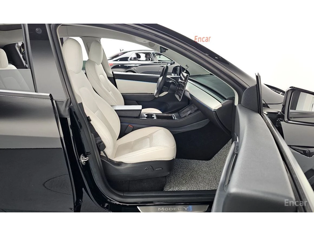 Tesla Model Y Long Range AWD* PANORAMA* - автомобили, коли, обяви за нови и употребявани 6