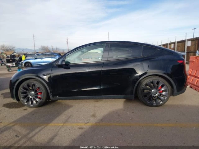Tesla Model Y * PERFORMANCE* DUAL MOTOR* AWD* - автомобили, коли, обяви за нови и употребявани 11