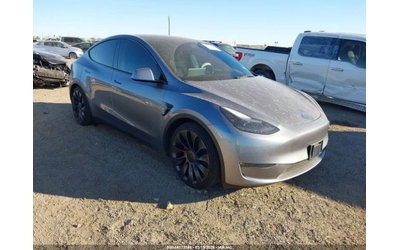 tesla-model-y - 0