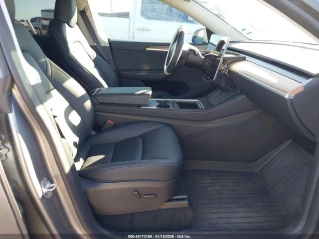 Tesla Model Y PERFORMANCE* DUAL MOTOR* ГРАДУШКА - автомобили, коли, обяви за нови и употребявани 10