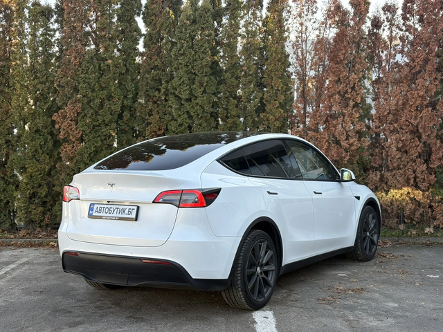 Tesla Model Y Long Range AWD - автомобили, коли, обяви за нови и употребявани 3