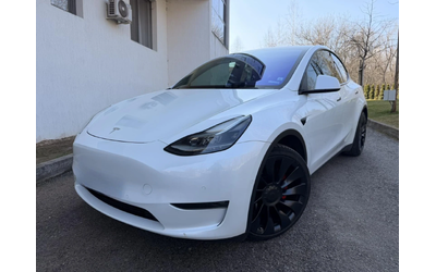 tesla-model-y - 2