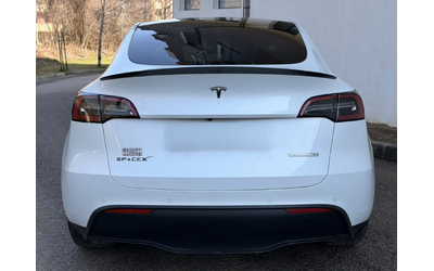 tesla-model-y - 5