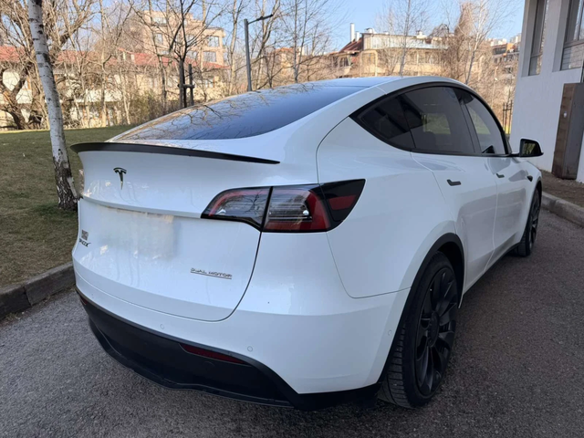 Tesla Model Y PERFORMANCE / DUAL MOTOR - автомобили, коли, обяви за нови и употребявани 6