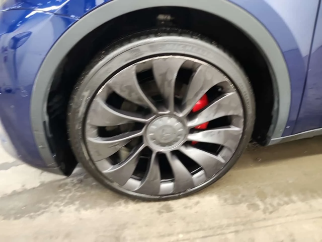 Tesla Model Y * LONG RANGE* ПОДГРЕВ* PANO* - автомобили, коли, обяви за нови и употребявани 5