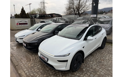 tesla-model-y - 4