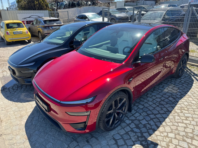 Tesla Model Y PERFOMANCE - 2026 - автомобили, коли, обяви за нови и употребявани 0