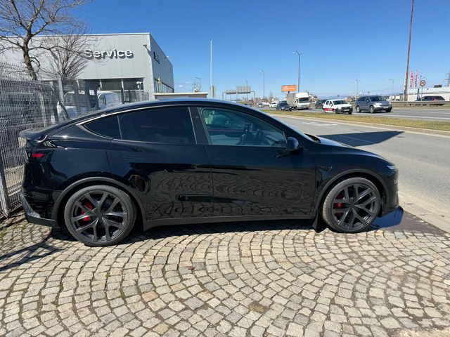 Tesla Model Y PERFOMANCE - 2026 - автомобили, коли, обяви за нови и употребявани 4