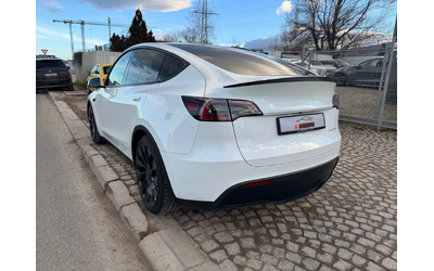 tesla-model-y - 4