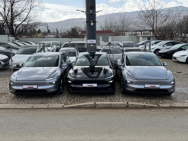 Tesla Model Y Juniper-2025\Standart, long-range 4x4 или Launch - автомобили, коли, обяви за нови и употребявани 1