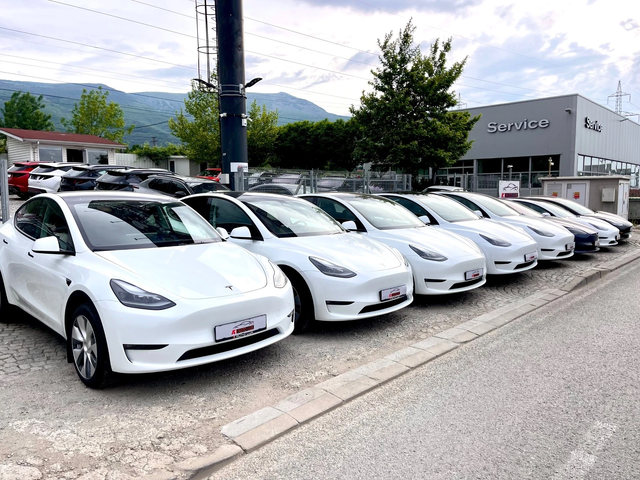 Tesla Model Y 5км/Rear-wheel drive, long range или Performancе - автомобили, коли, обяви за нови и употребявани 2