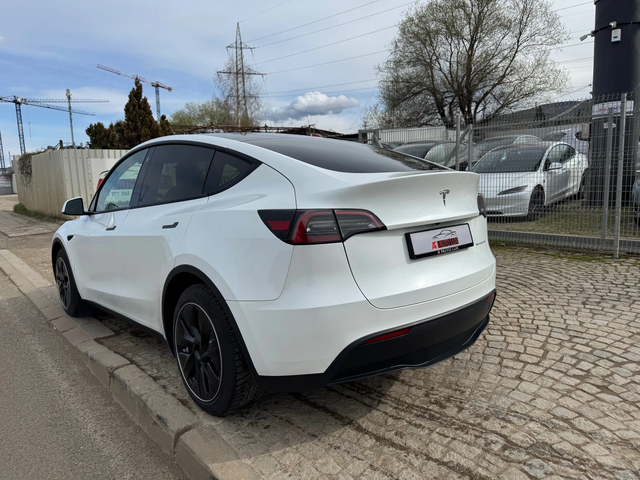Tesla Model Y Long Range/4x4 - автомобили, коли, обяви за нови и употребявани 2