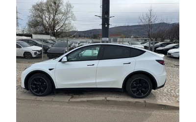 tesla-model-y - 3