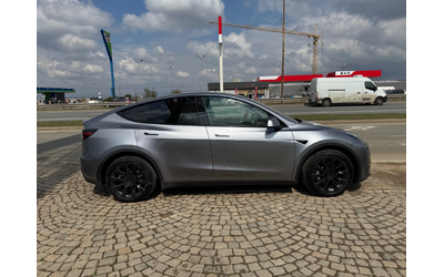 tesla-model-y - 1