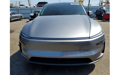 tesla-model-y - 4