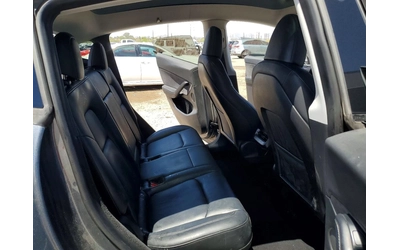 Tesla Model Y DUAL MOTOR LONG RANGE AWD ТЕРМОПОМПА* - автомобили, коли, обяви за нови и употребявани 9