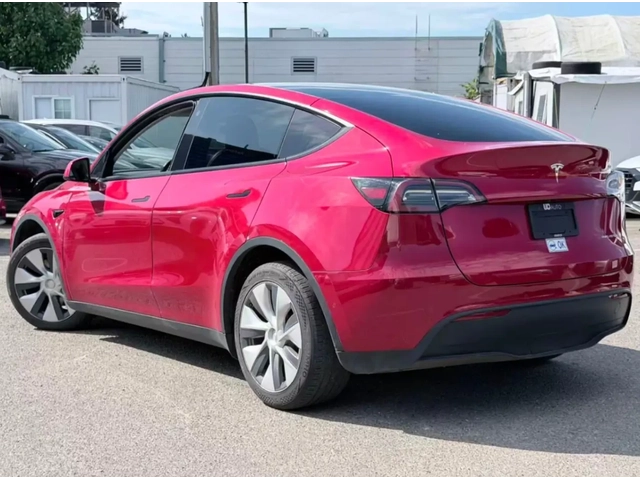Tesla Model Y 2022 Tesla Model Y Long Range AWD - автомобили, коли, обяви за нови и употребявани 5