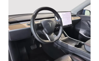 tesla-model-y - 5
