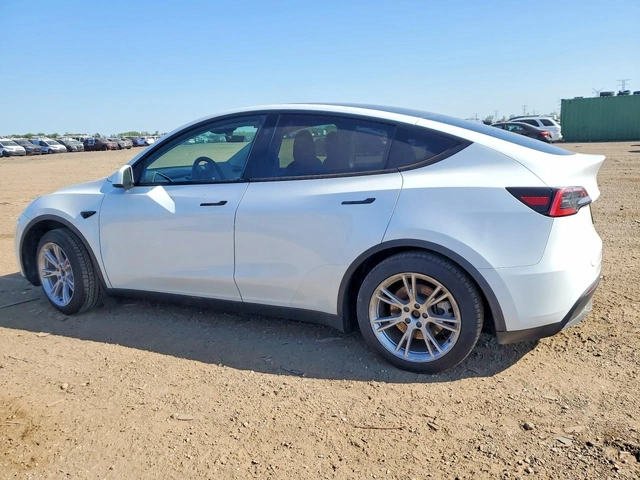 Tesla Model Y LONG RANGE /AWD - автомобили, коли, обяви за нови и употребявани 1