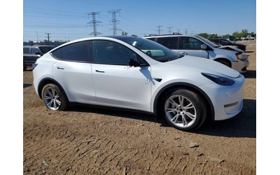 tesla-model-y - 3