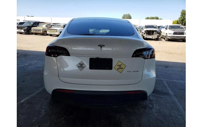 tesla-model-y - 5