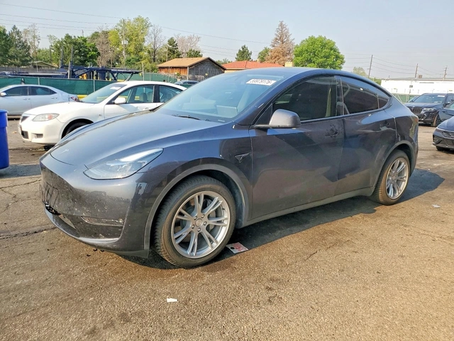 Tesla Model Y LONG RANGE* DUAL MOTOR* КОЖА* ПОДГРЕВ* ПАНО* - автомобили, коли, обяви за нови и употребявани 1