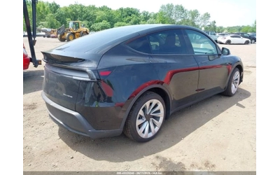 tesla-model-y - 3