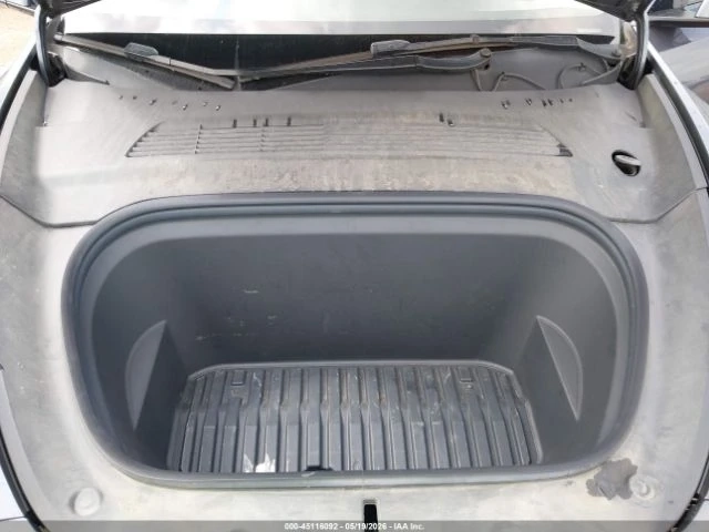 Tesla Model Y [НОЩЕН ТЪРГ: 31/07/2026] Standard Range RWD - автомобили, коли, обяви за нови и употребявани 9