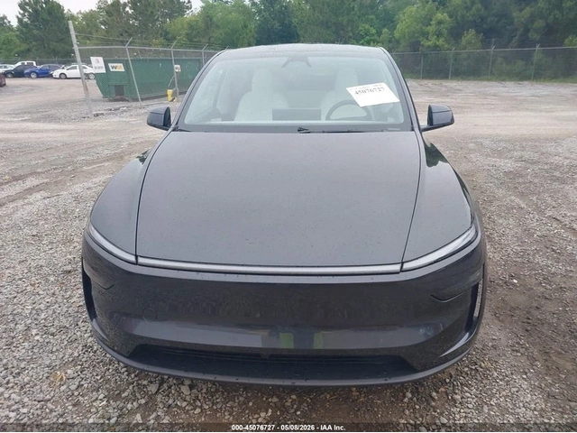 Tesla Model Y PREMIUM REAR-WHEEL DRIVE - автомобили, коли, обяви за нови и употребявани 11