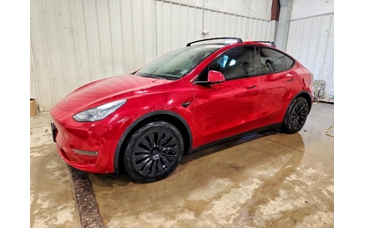 tesla-model-y - 0