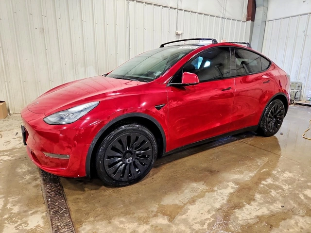 Tesla Model Y Long Range AWD - автомобили, коли, обяви за нови и употребявани 0