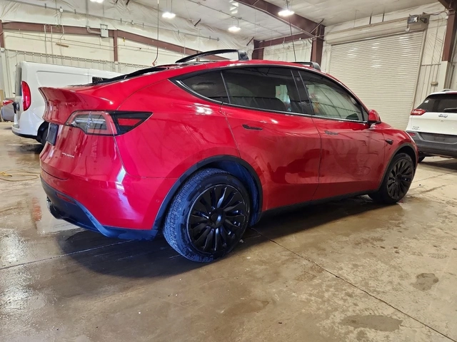 Tesla Model Y Long Range AWD - автомобили, коли, обяви за нови и употребявани 2