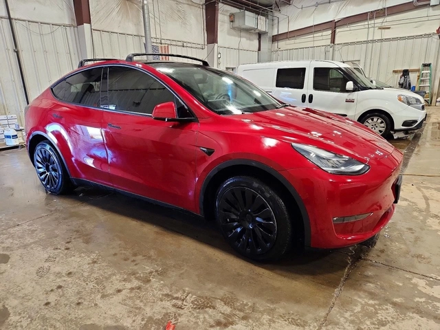Tesla Model Y Long Range AWD - автомобили, коли, обяви за нови и употребявани 3