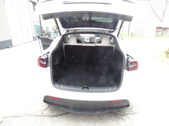 Tesla Model Y DUAI  MOTOR-4X4 - автомобили, коли, обяви за нови и употребявани 12