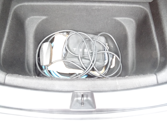 Tesla Model Y DUAI  MOTOR-4X4 - автомобили, коли, обяви за нови и употребявани 13