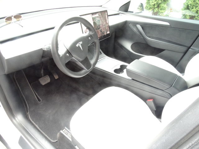 Tesla Model Y DUAI  MOTOR-4X4 - автомобили, коли, обяви за нови и употребявани 9