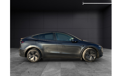 Tesla Model Y Juniper Long Range Dual AWD 01/2026 - автомобили, коли, обяви за нови и употребявани 6