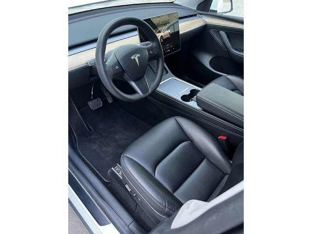 Tesla Model Y Long Range Dual AWD - автомобили, коли, обяви за нови и употребявани 9