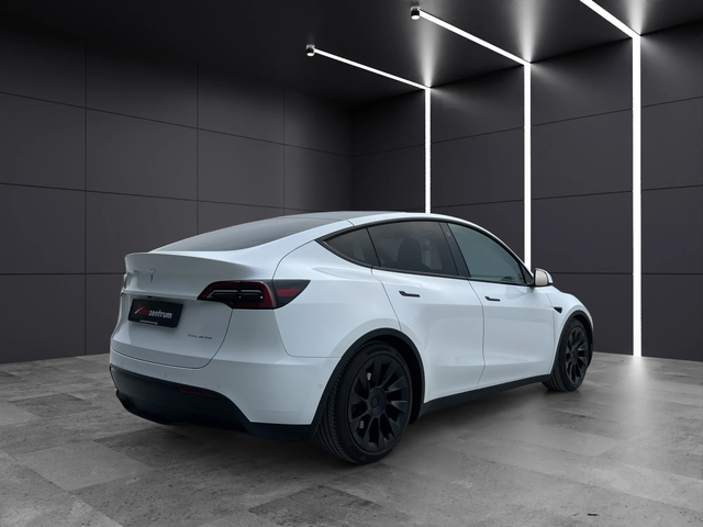 Tesla Model Y Long Range Dual AWD - автомобили, коли, обяви за нови и употребявани 2