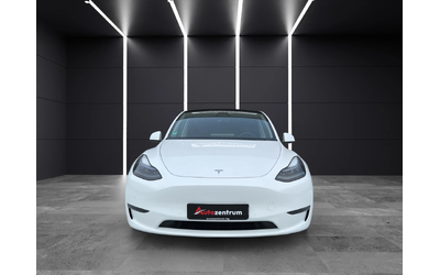 tesla-model-y-long-range-dual-awd - 4