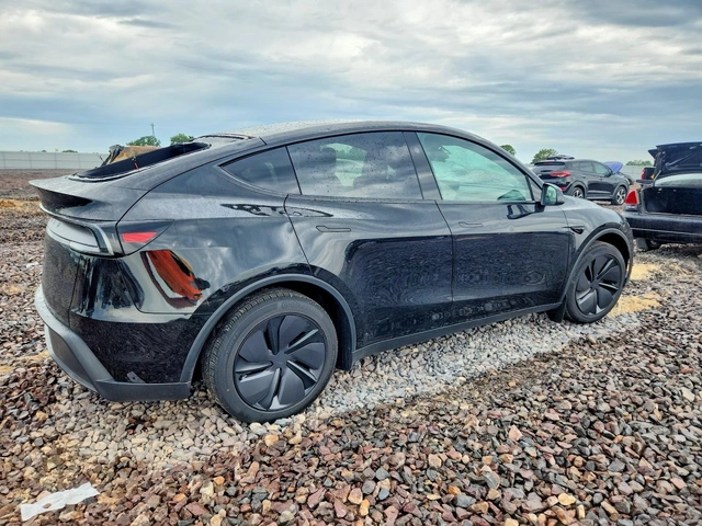 Tesla Y Juniper LONG RANGE RWD - автомобили, коли, обяви за нови и употребявани 2