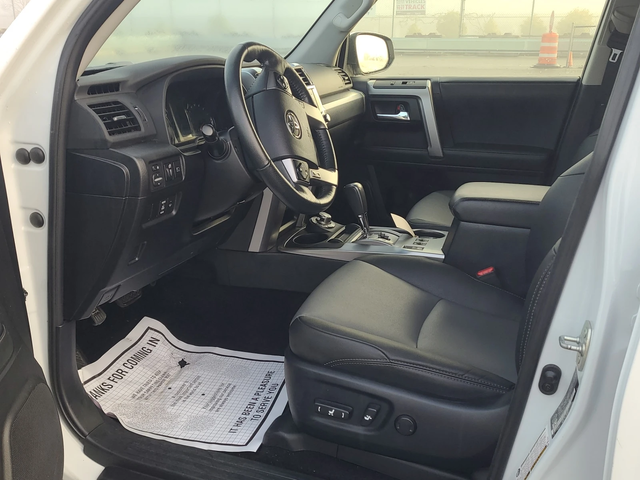 Toyota 4runner SR5 Premium 4WD - автомобили, коли, обяви за нови и употребявани 4