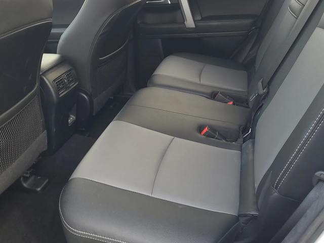 Toyota 4runner SR5 Premium 4WD - автомобили, коли, обяви за нови и употребявани 8