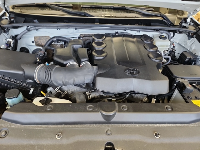 Toyota 4runner LIMITED - автомобили, коли, обяви за нови и употребявани 13