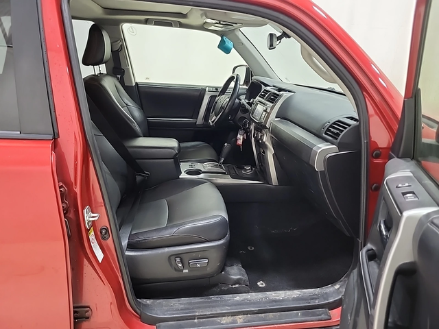 Toyota 4runner SR5 - автомобили, коли, обяви за нови и употребявани 15